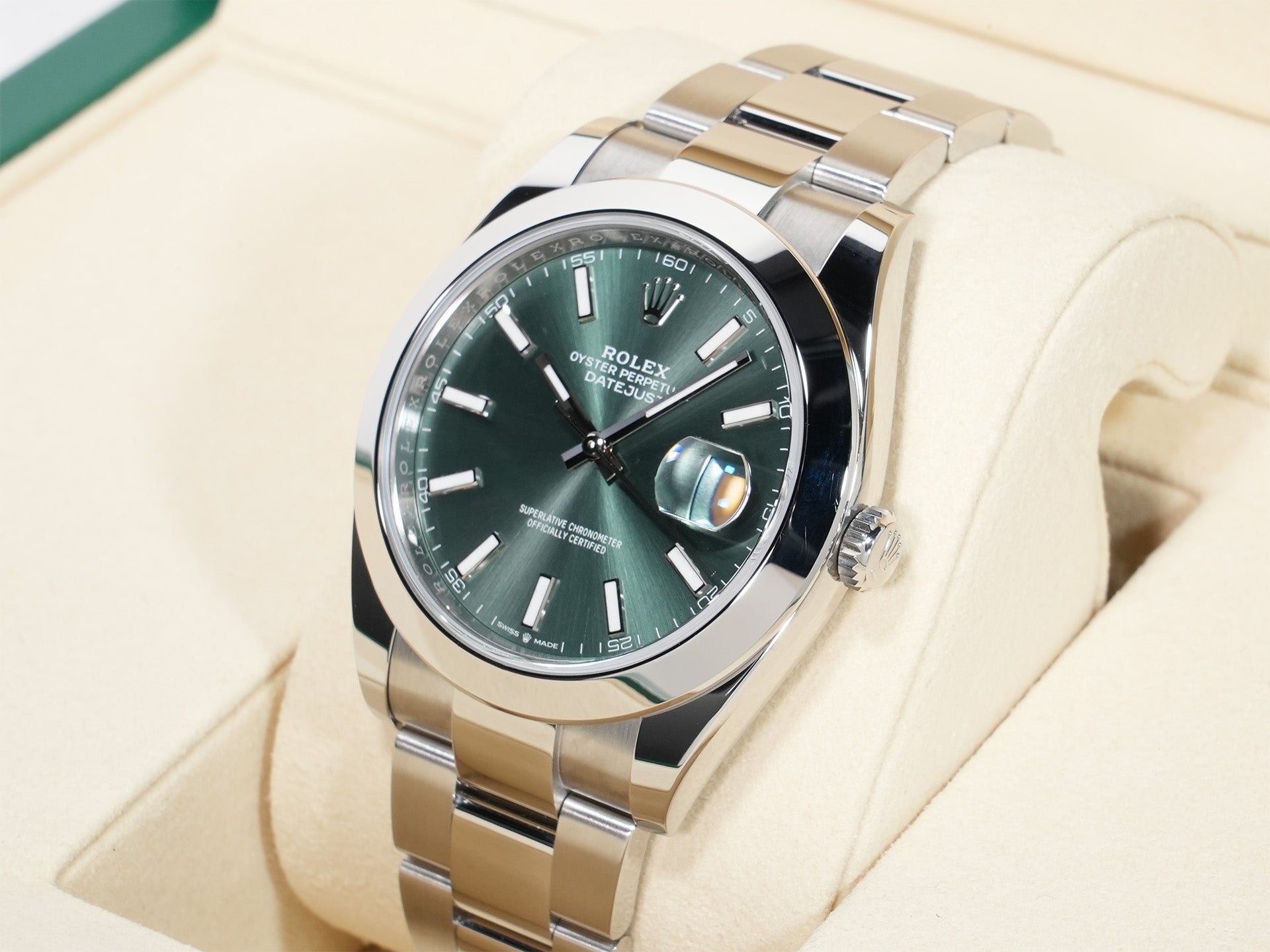 Rolex Datejust 41 Ref. 126300 Stainless Steel Mint Green Dial Oyster Bracelet Pre-owned ftktgfap