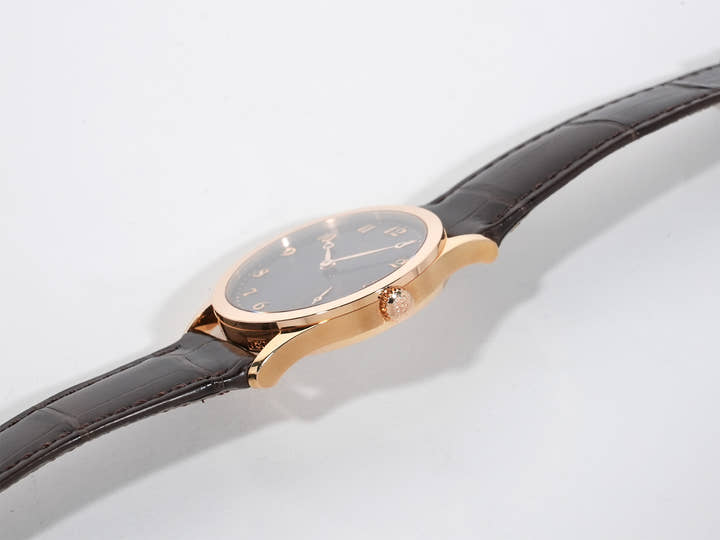 Patek Philippe Calatrava Ref.5026R-001 Rose Gold Black Dial Used 6vujh6bc