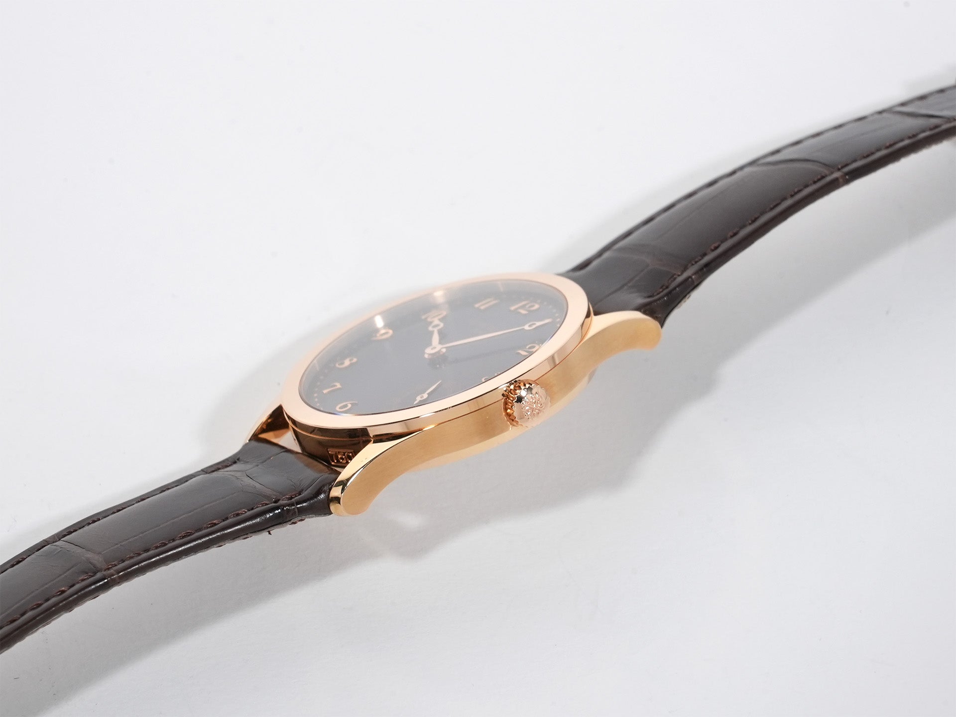 Patek Philippe Calatrava Ref.5026R-001 Rose Gold Black Dial Used 6vujh6bc