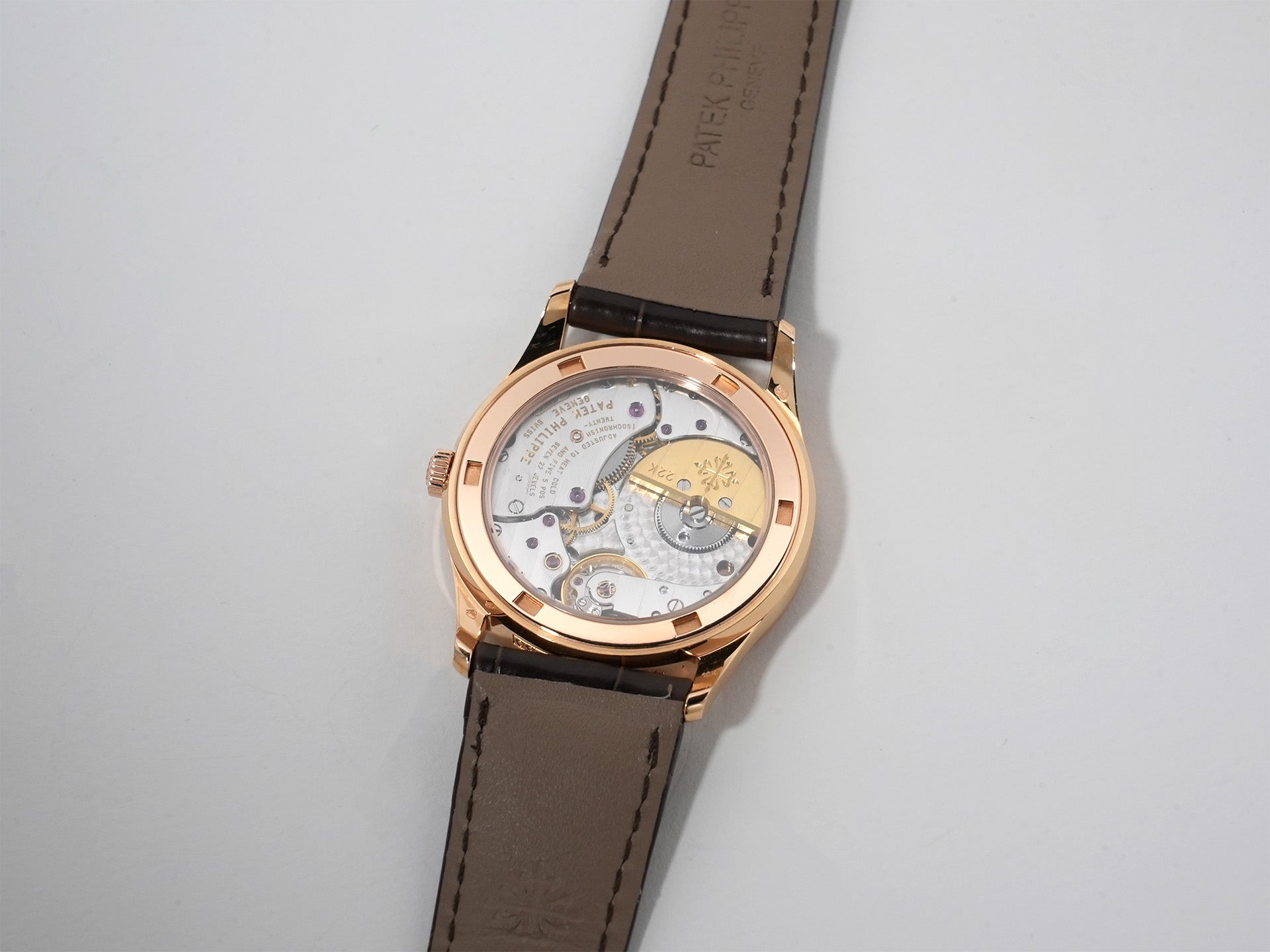 Patek Philippe Calatrava Ref.5026R-001 Rose Gold Black Dial Used 6vujh6bc