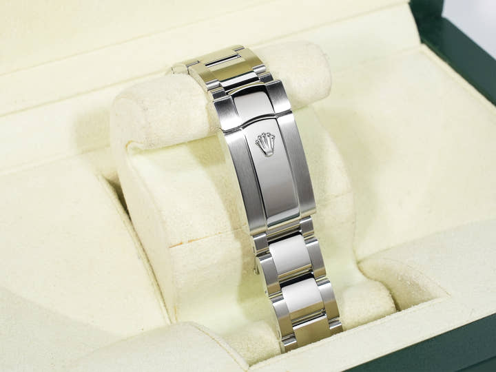 ロレックス ミルガウス Ref.116400GV ステンレススチール ブラック文字盤 美中古 3kewng2g