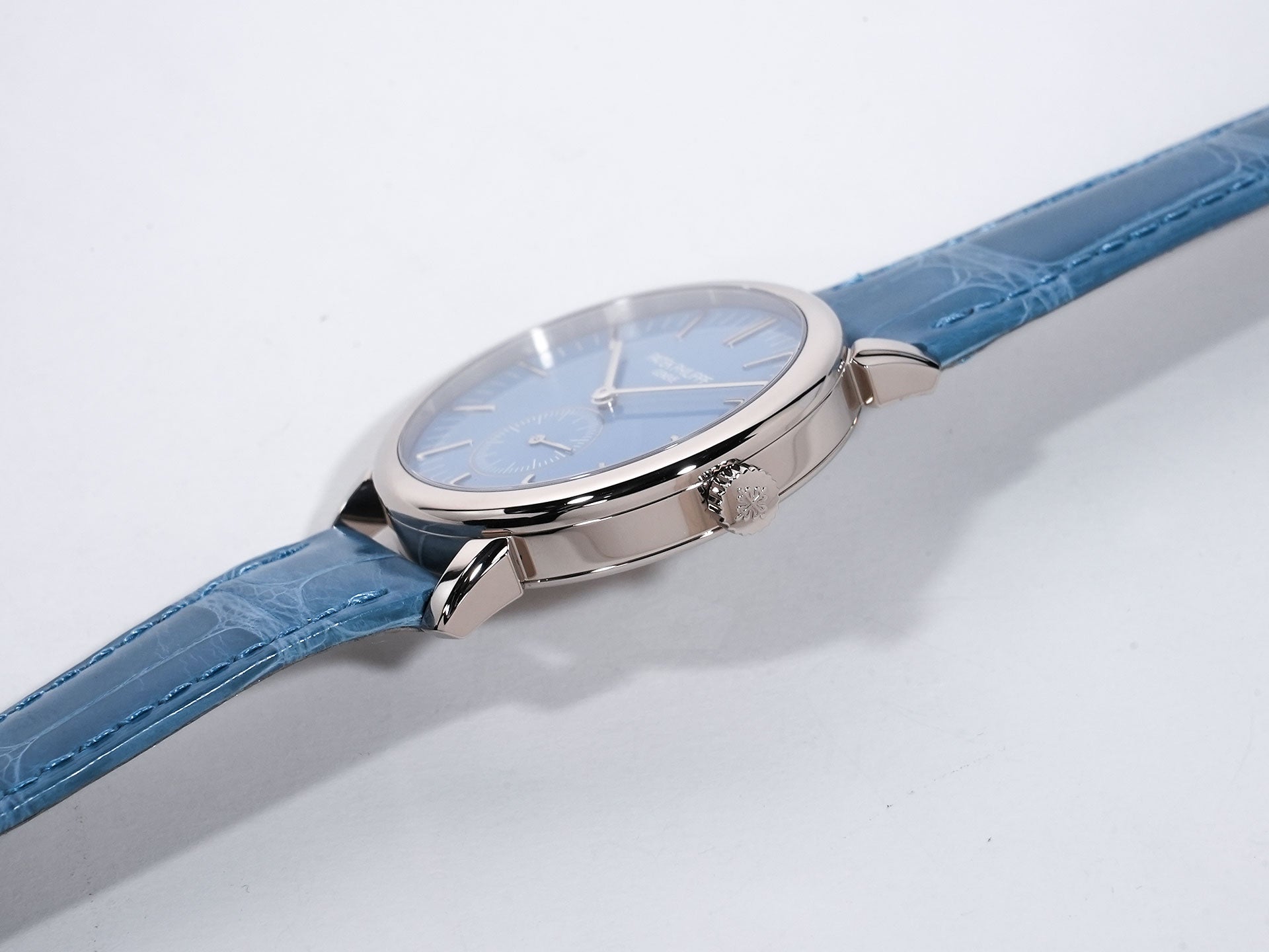 パテックフィリップ カラトラバ グランド エキシビジョン 東京2023 Ref.6127G-010/7127G-010 ホワイトゴールド ラックライトブルー(スカイブルー) ライラックトーン(パープル)文字盤 未使用 orc65du9