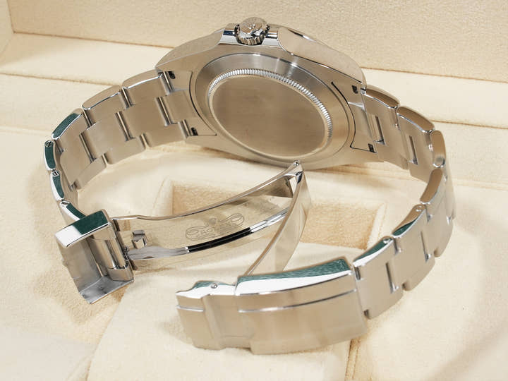 ロレックス エクスプローラーII Ref.226570 ステンレススチール ブラック文字盤 オイスターブレスレット 美品 bfr8gdao