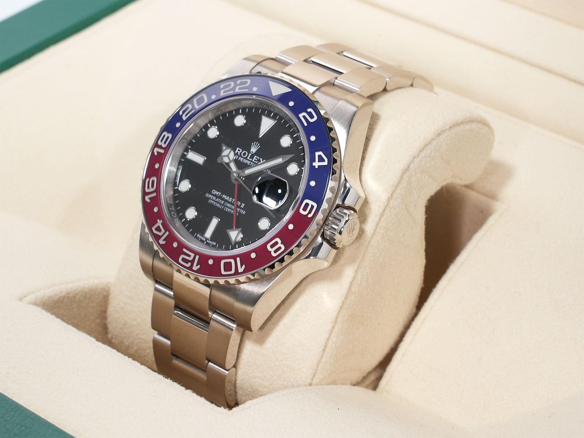 ROLEX GMT-Master II Ref.116719BLRO White Gold Black Dial Oyster Bracelet Pre-owned 9y3ihd9f