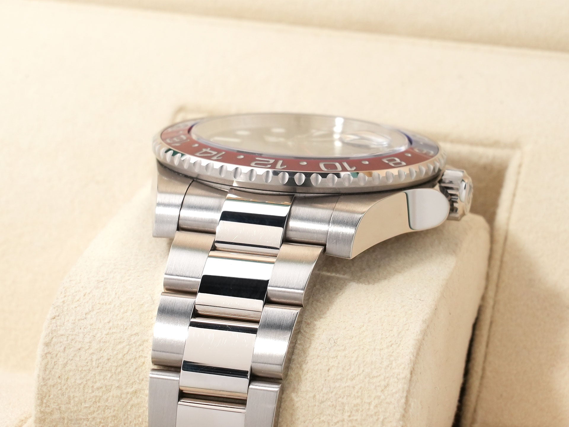 ROLEX GMT-Master II Ref.116719BLRO White Gold Black Dial Oyster Bracelet Pre-owned 9y3ihd9f