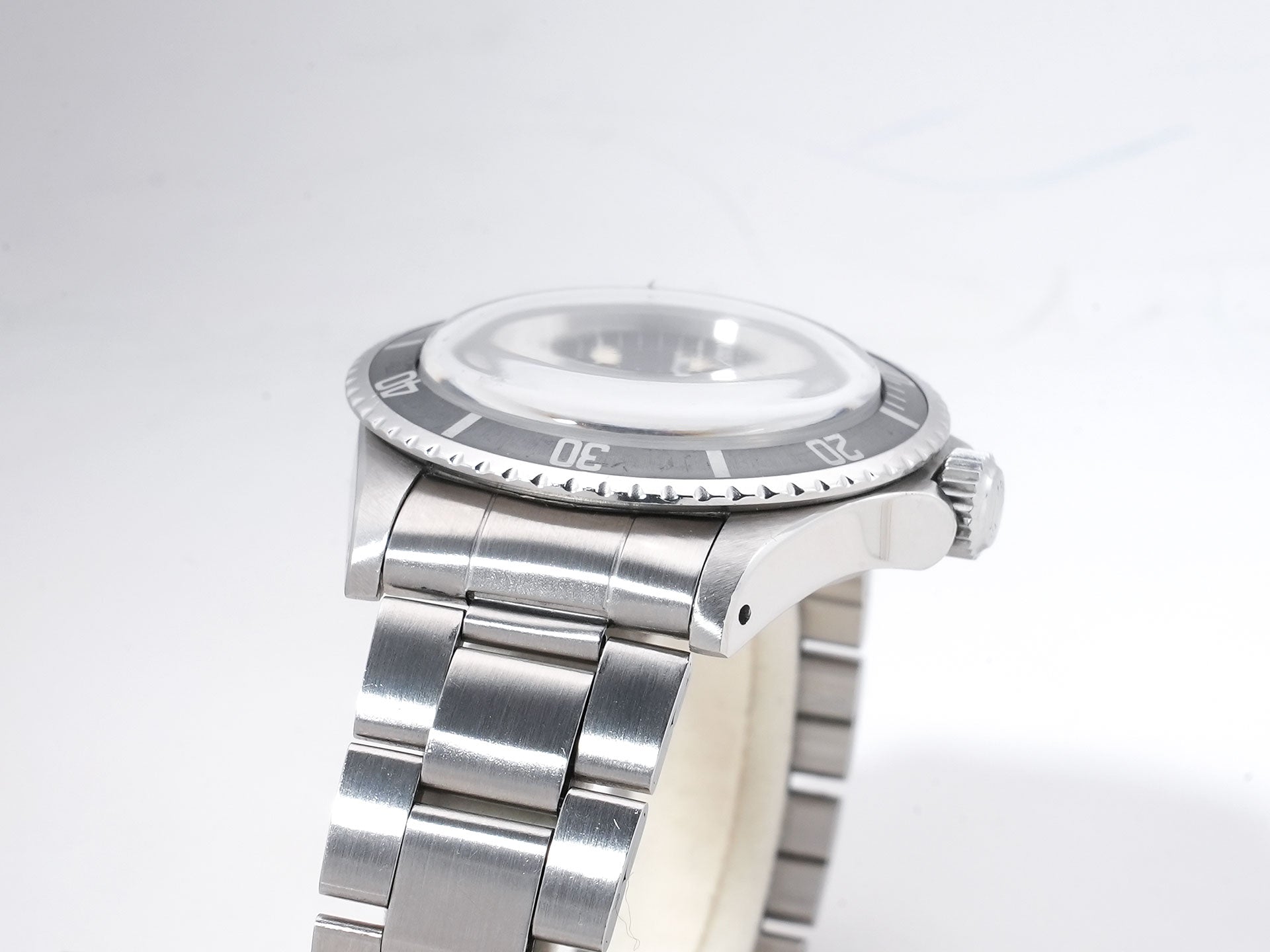 Rolex Submariner Date Ref.1680 Stainless Steel Black Dial Used yuq8r2e2