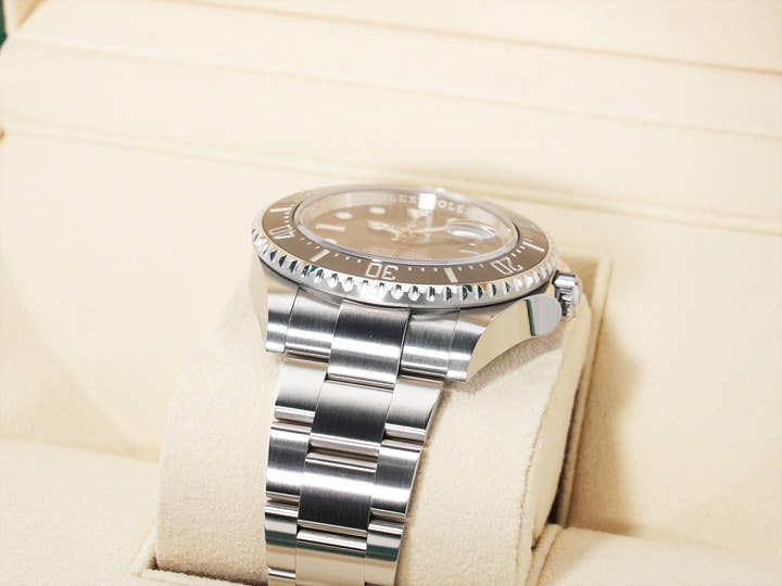 ロレックス シードゥエラー Ref.126600 ステンレススチール ブラック文字盤 中古 g38amky6