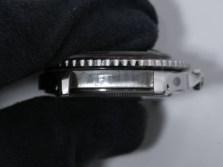 ロレックス GMTマスター Ref.1675 ステンレススチール ブラック文字盤 オイスターブレスレット 中古 rcyzaeiv