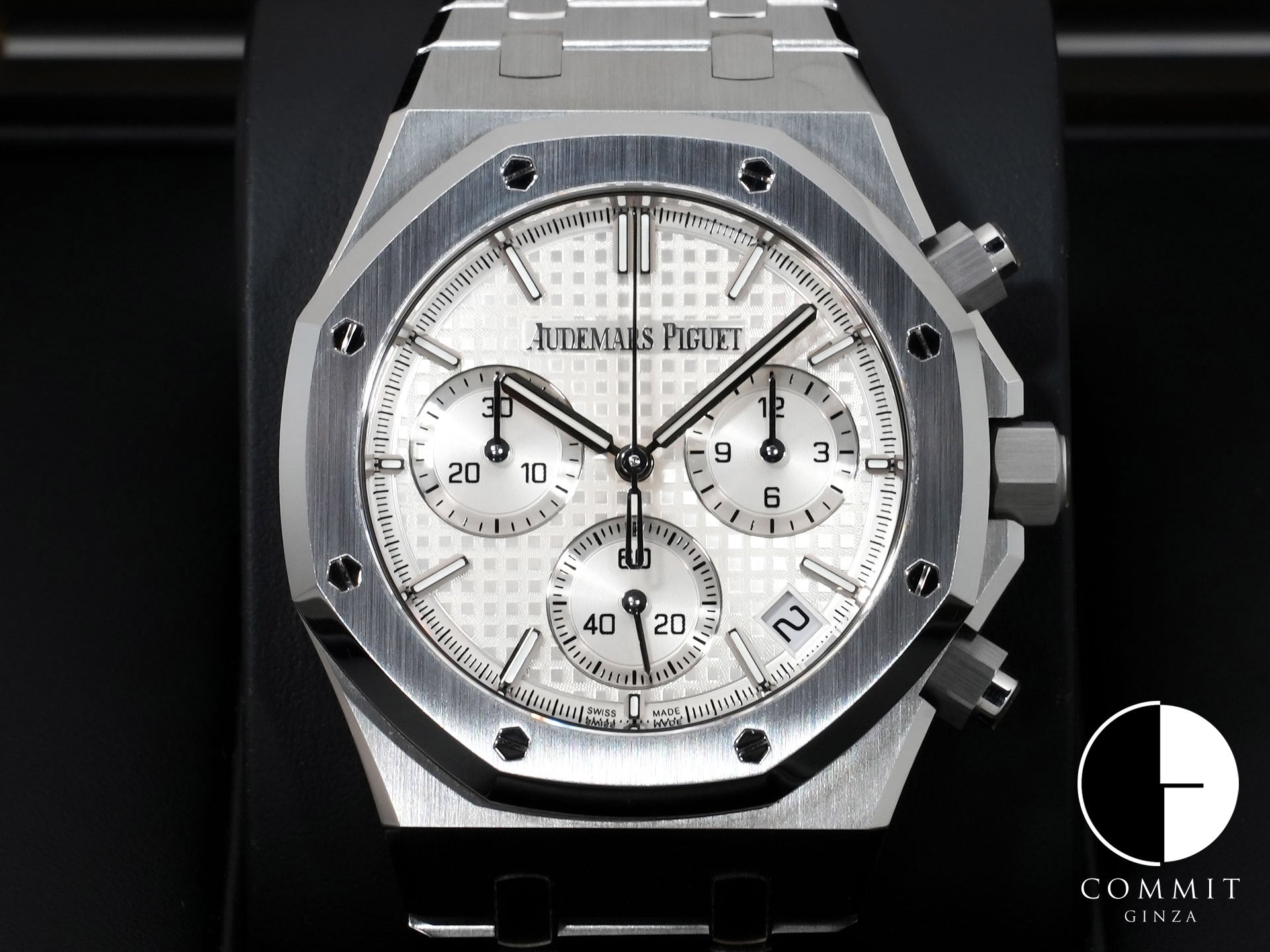 オーデマピゲ ロイヤルオーク クロノグラフ 50周年記念 Ref.26240ST.OO.1320ST.03 ステンレススチール シルバー文字盤 中古 ybm6evpa