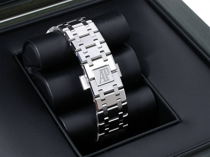 オーデマピゲ ロイヤルオーク クロノグラフ Ref.26715ST.OO.1356ST.02 ステンレススチール グレー文字盤 中古 xcmkknsn