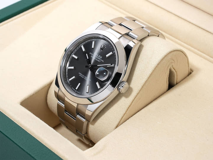 ロレックス デイトジャスト41 Ref.126300 ステンレススチール スレート文字盤 オイスターブレスレット 美中古 ijrndv9y