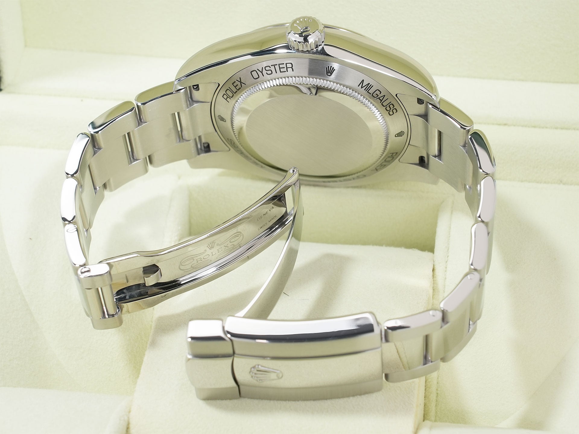 ロレックス ミルガウス Ref.116400 ステンレススチール ブラック文字盤 美品 9tkdfae8