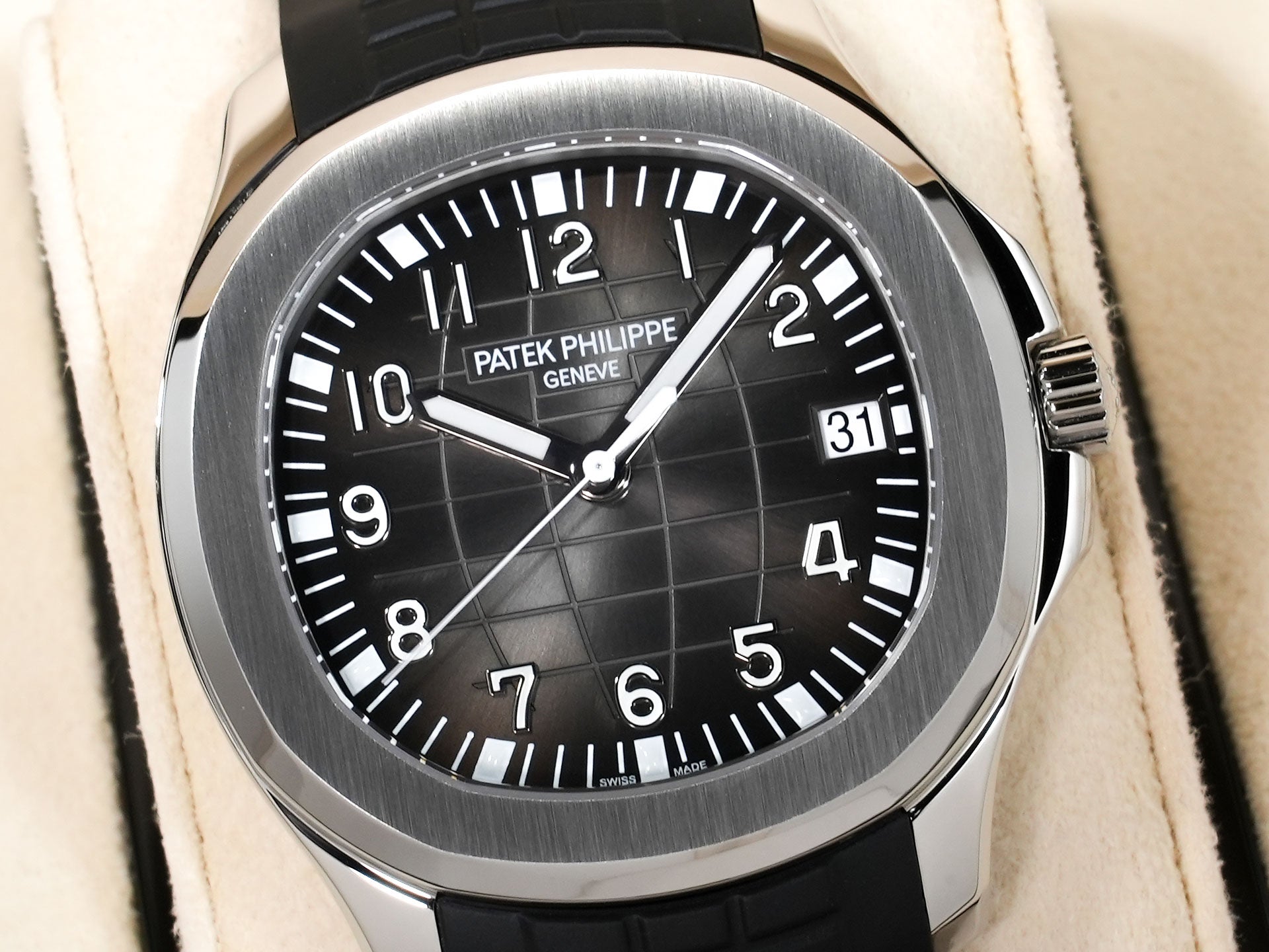 パテックフィリップ アクアノート Ref.5167A-001 ステンレススチール ブラック文字盤 美品 g3fxxsfg