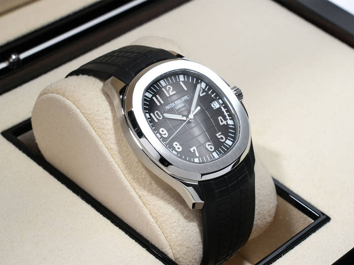 パテックフィリップ アクアノート Ref.5167A-001 ステンレススチール ブラック文字盤 美品 g3fxxsfg