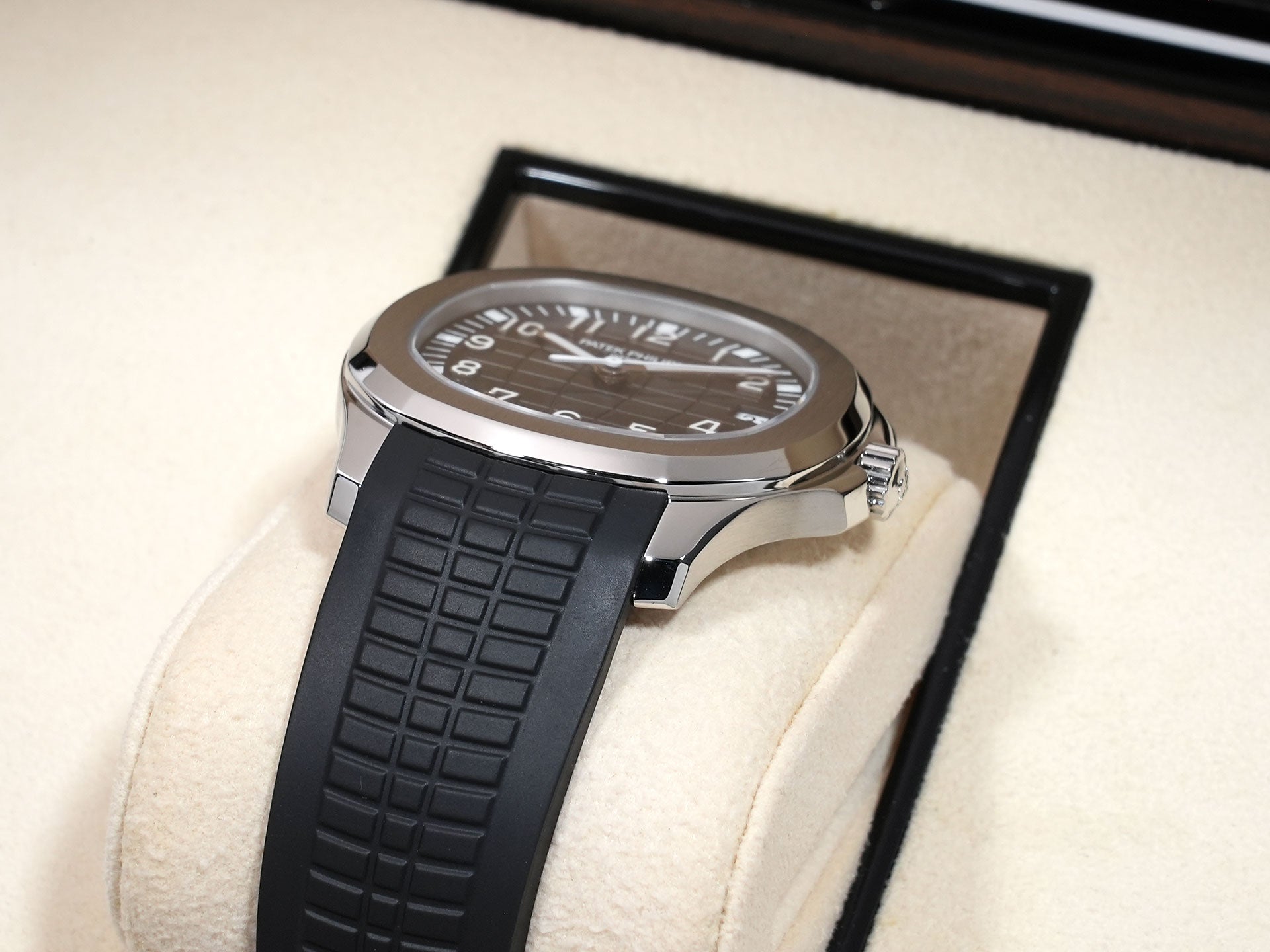 パテックフィリップ アクアノート Ref.5167A-001 ステンレススチール ブラック文字盤 美品 g3fxxsfg