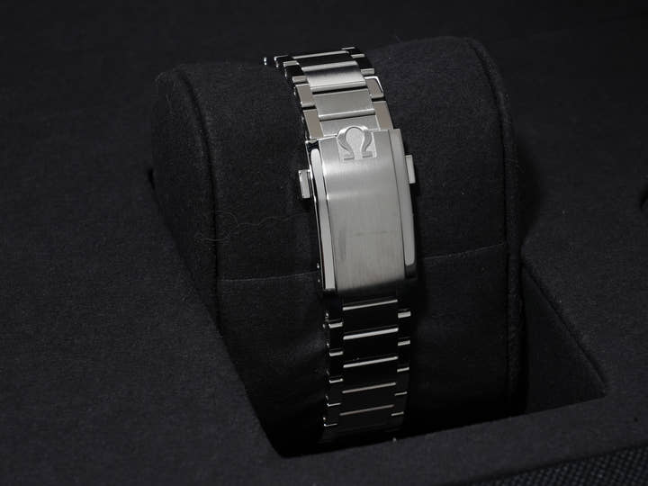 オメガ スピードマスター キャリバー321 クロノグラフ 39.7MM Ref.311.30.40.30.01.001 ステンレススチール ブラック文字盤 未使用 ovymyy7a