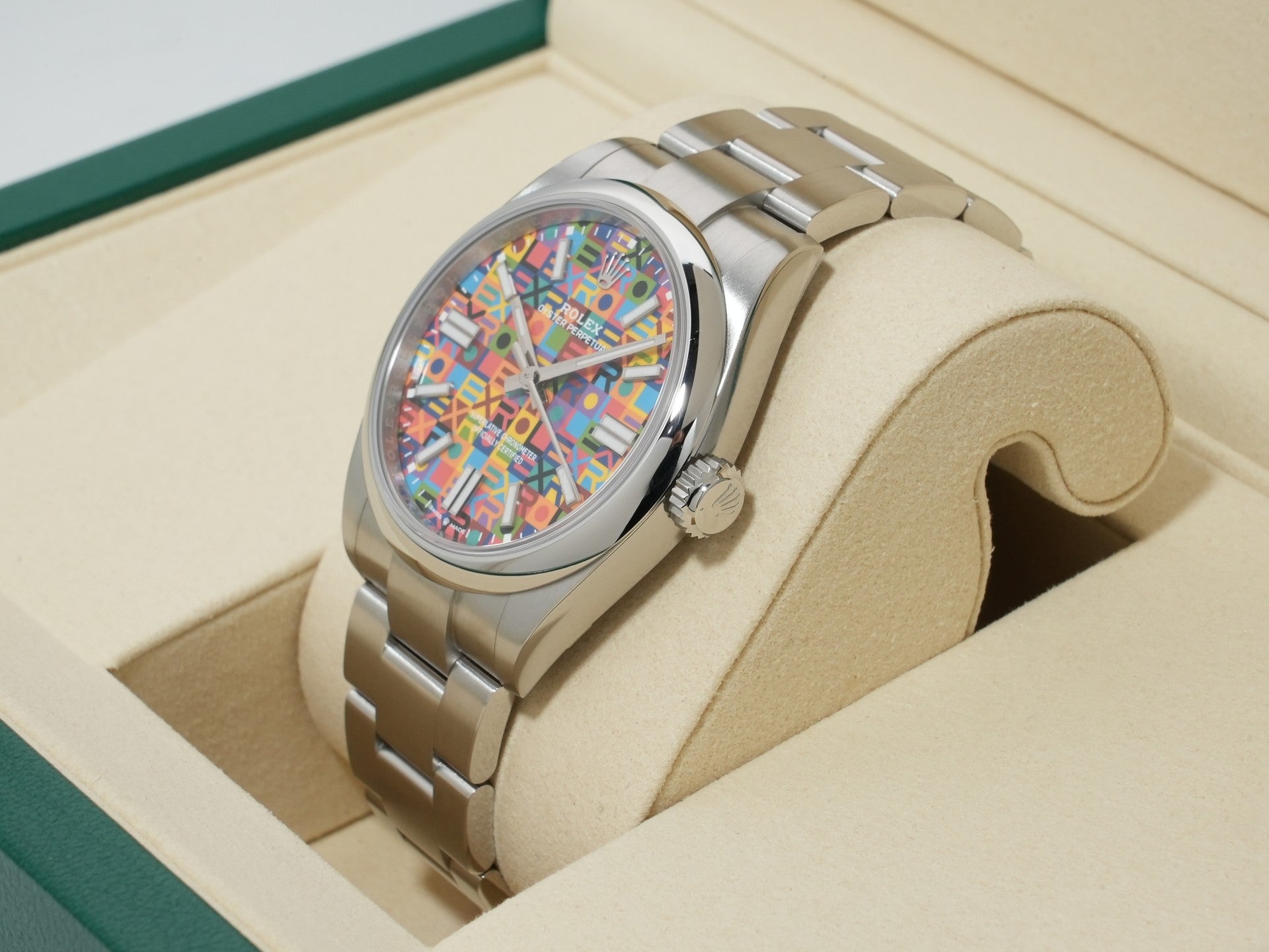 ロレックス オイスターパーペチュアル41 Ref.134300 ステンレススチール マルチカラー、ジュビリーモチーフ文字盤 未使用 yy478ty6