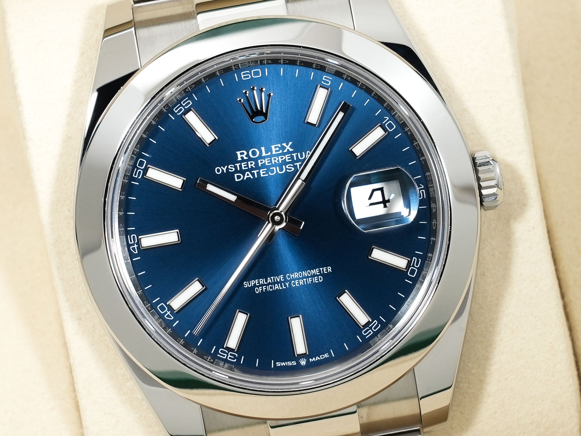 ロレックス デイトジャスト41 Ref.126300 ステンレススチール ブライトブルー文字盤 オイスターブレスレット 中古 vehzd3ih