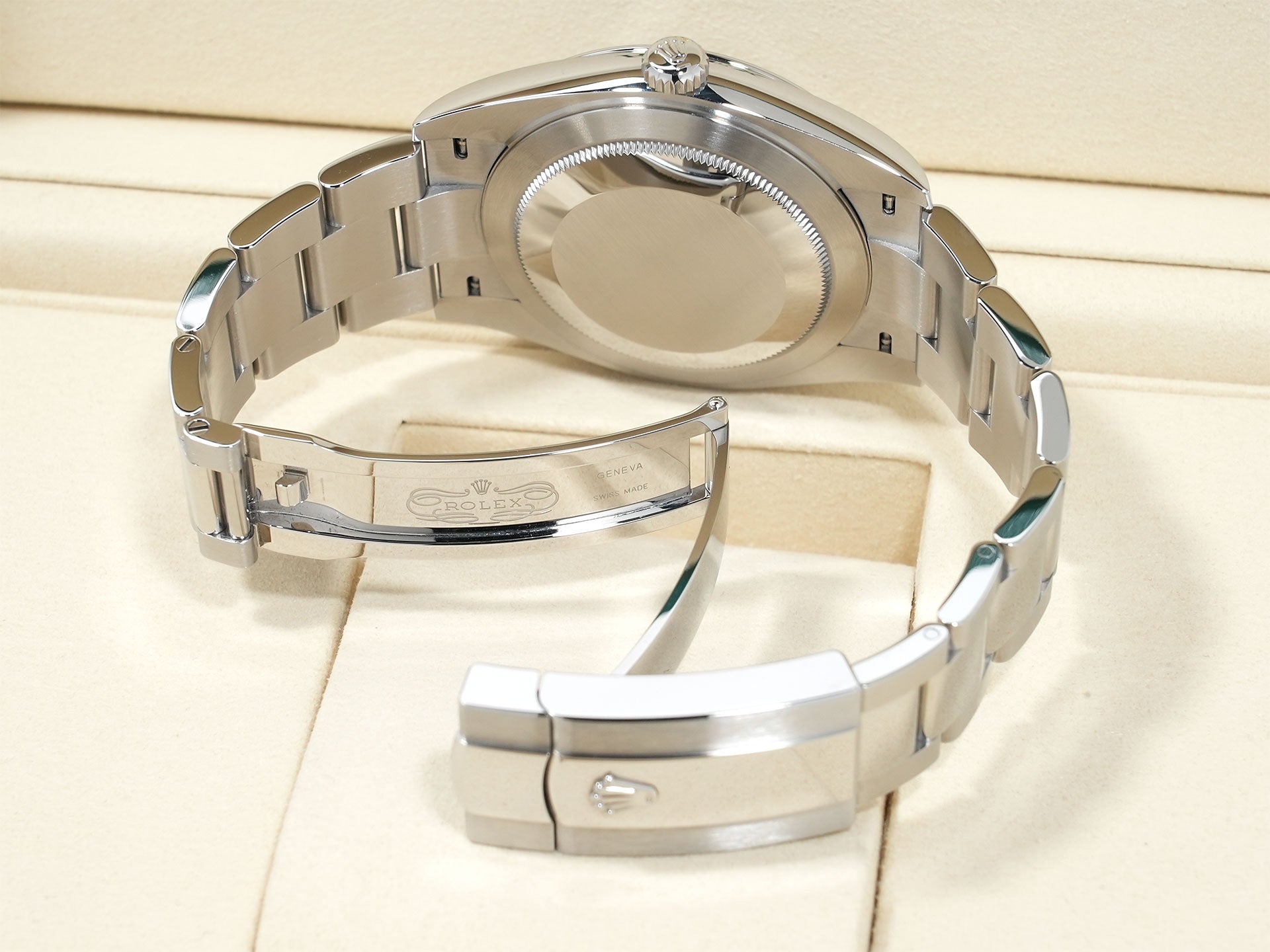ロレックス デイトジャスト41 Ref.126300 ステンレススチール ブライトブルー文字盤 オイスターブレスレット 中古 vehzd3ih