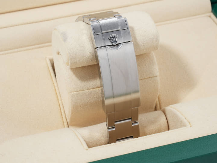 Rolex Submariner No-Date Ref. 124060 Stainless Steel Black Dial Excellent Condition wwb69w82