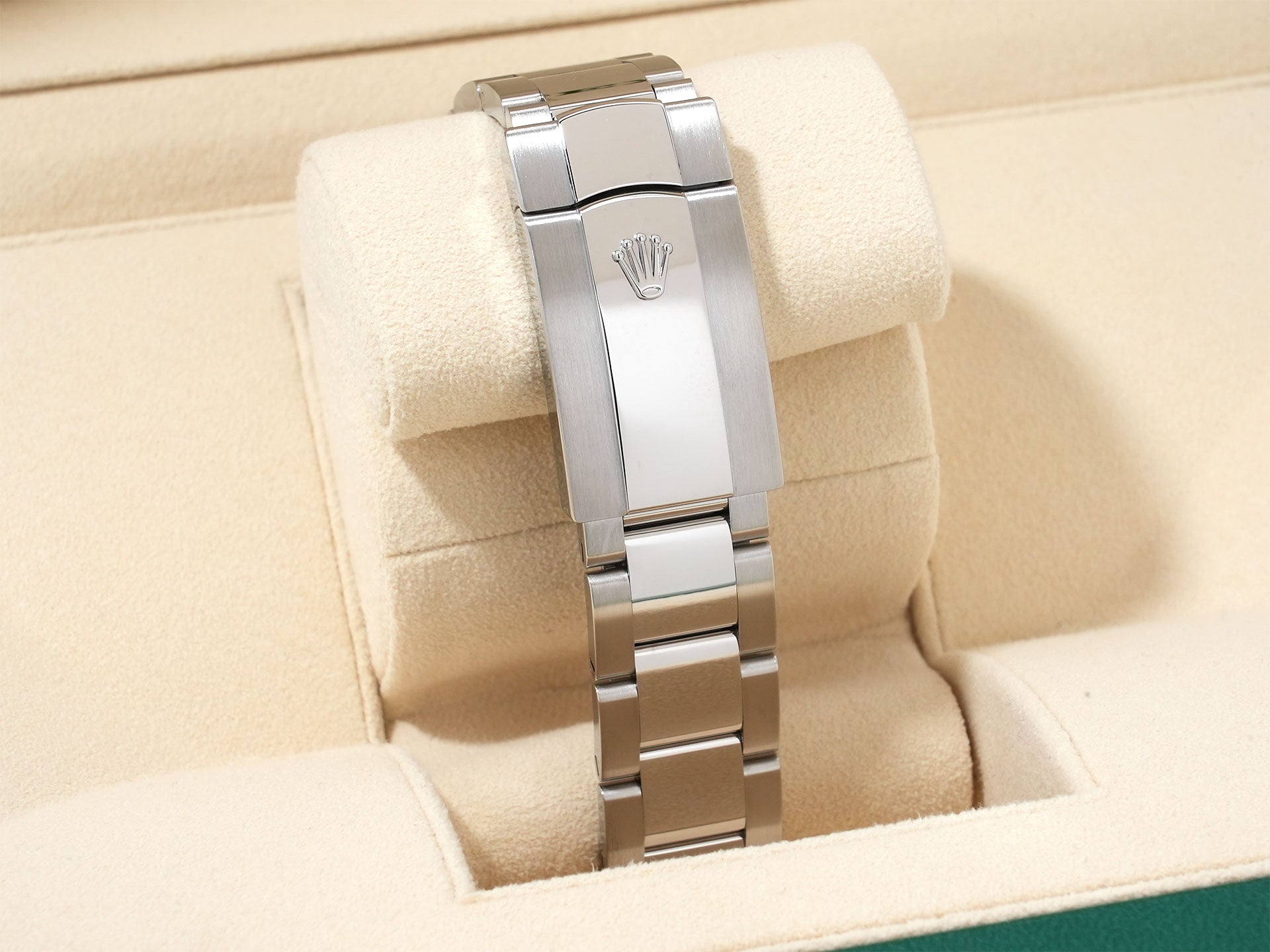 Rolex Datejust 36 Ref. 126200 Stainless Steel Bright Blue Dial Oyster Bracelet Excellent Used 3a6inkio