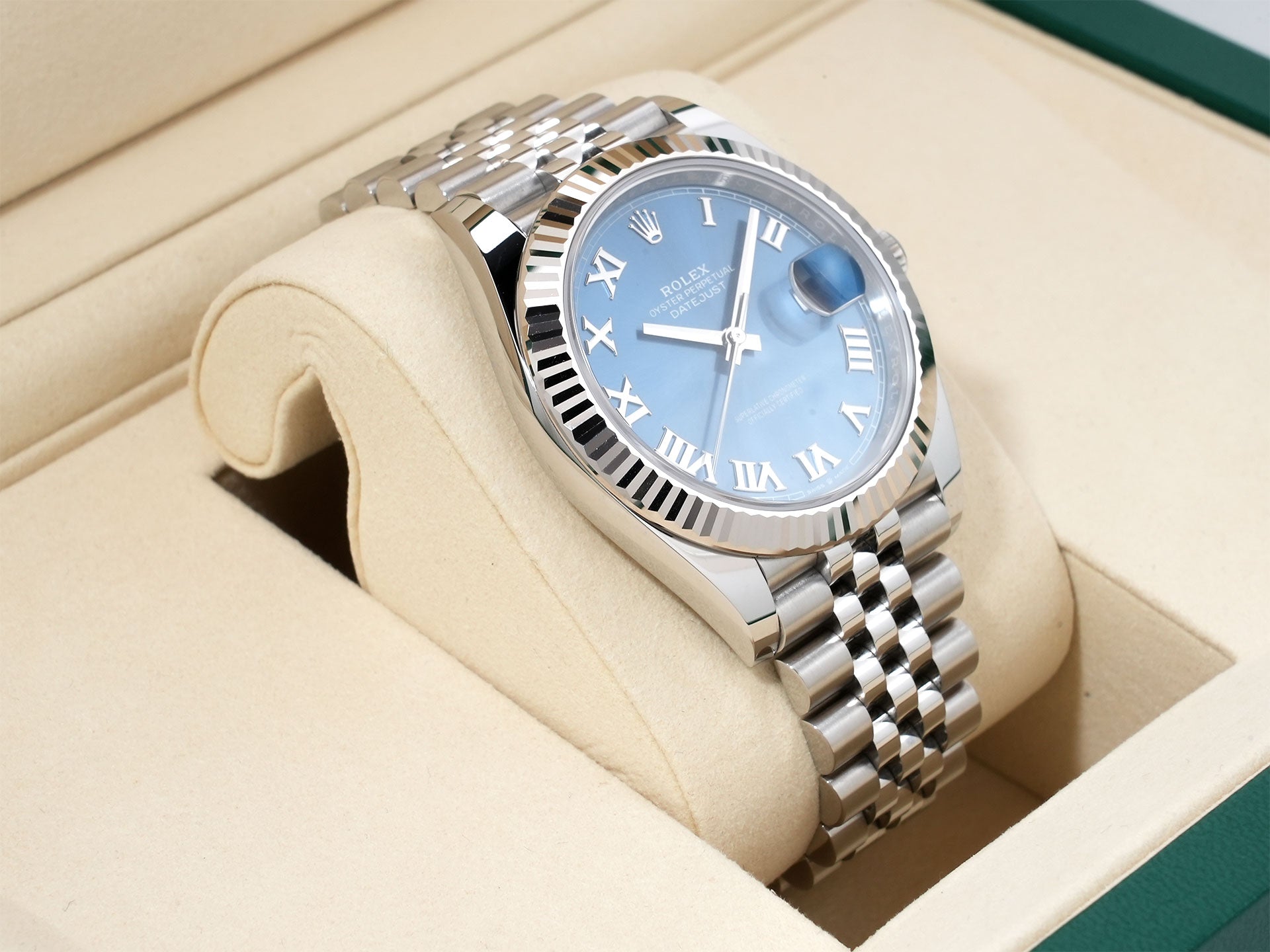 Rolex Datejust 41 Ref.126334 Stainless Steel/White Gold Azzurro Blue Dial Jubilee Bracelet Used eb8w69xc