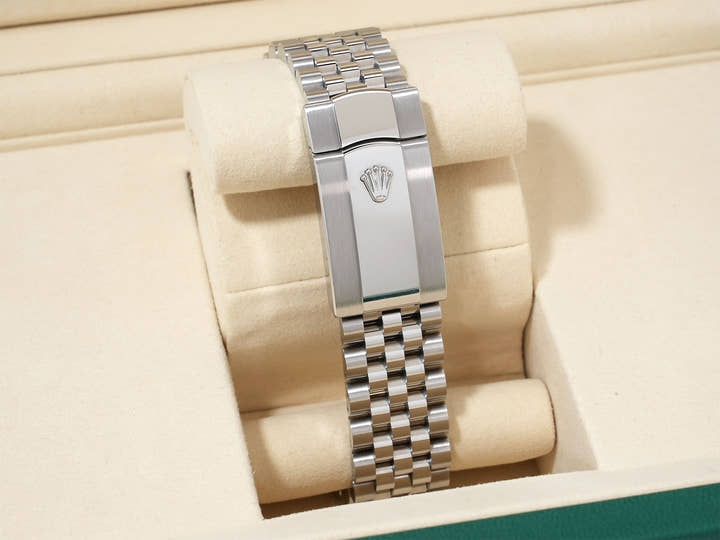 Rolex Datejust 41 Ref.126334 Stainless Steel/White Gold Azzurro Blue Dial Jubilee Bracelet Used eb8w69xc