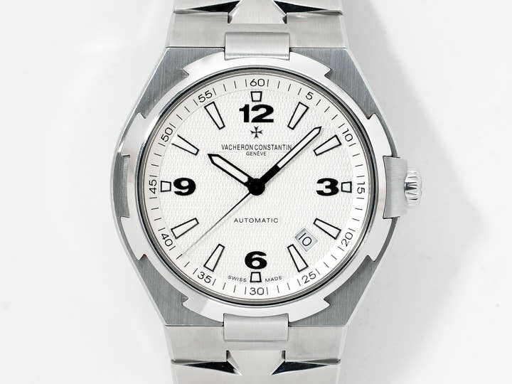 Vacheron Constantin Overseas Ref. 47040/B01A-9093 Stainless Steel White Dial Used rtjahegh