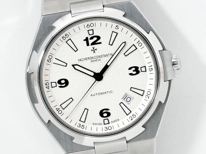 Vacheron Constantin Overseas Ref. 47040/B01A-9093 Stainless Steel White Dial Used rtjahegh