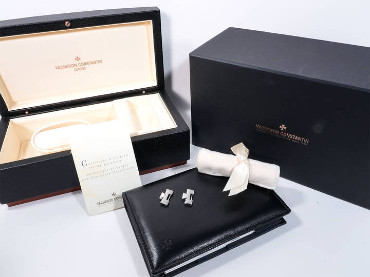 Vacheron Constantin Overseas Ref. 47040/B01A-9093 Stainless Steel White Dial Used rtjahegh
