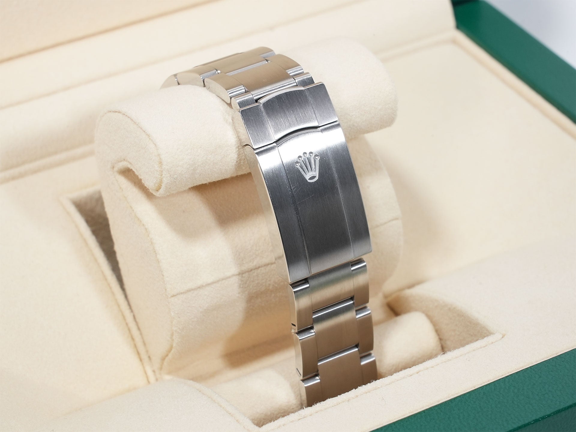 ロレックス オイスターパーペチュアル41 Ref.124300 ステンレススチール ブライトブルー文字盤 美中古 c8t3vggp