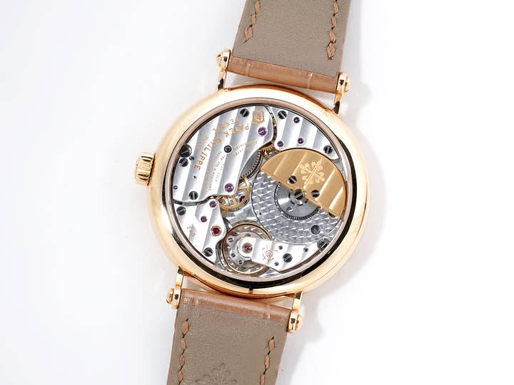 パテックフィリップ カラトラバ TIFFANY&CO. Ref.7200R-001 ローズゴールド シルバー・グレイン文字盤 中古 jef325ep