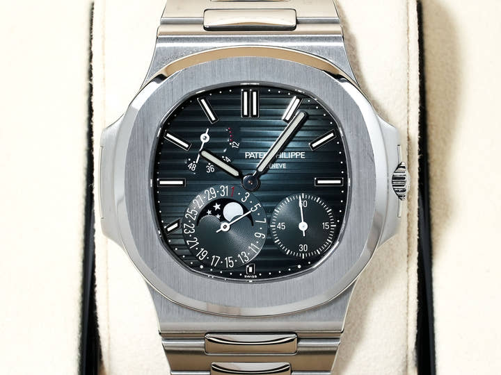 パテックフィリップ ノーチラス プチコンプリケーション Ref.5712/1A-001 ステンレススチール ブルー文字盤 美中古 2d6eg5ao
