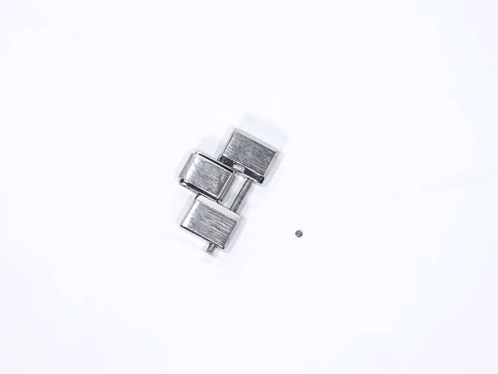 ヴァシュロンコンスタンタン オーヴァーシーズ Ref.42050/423A ステンレススチール サーモン文字盤 中古 ufdcrmf5