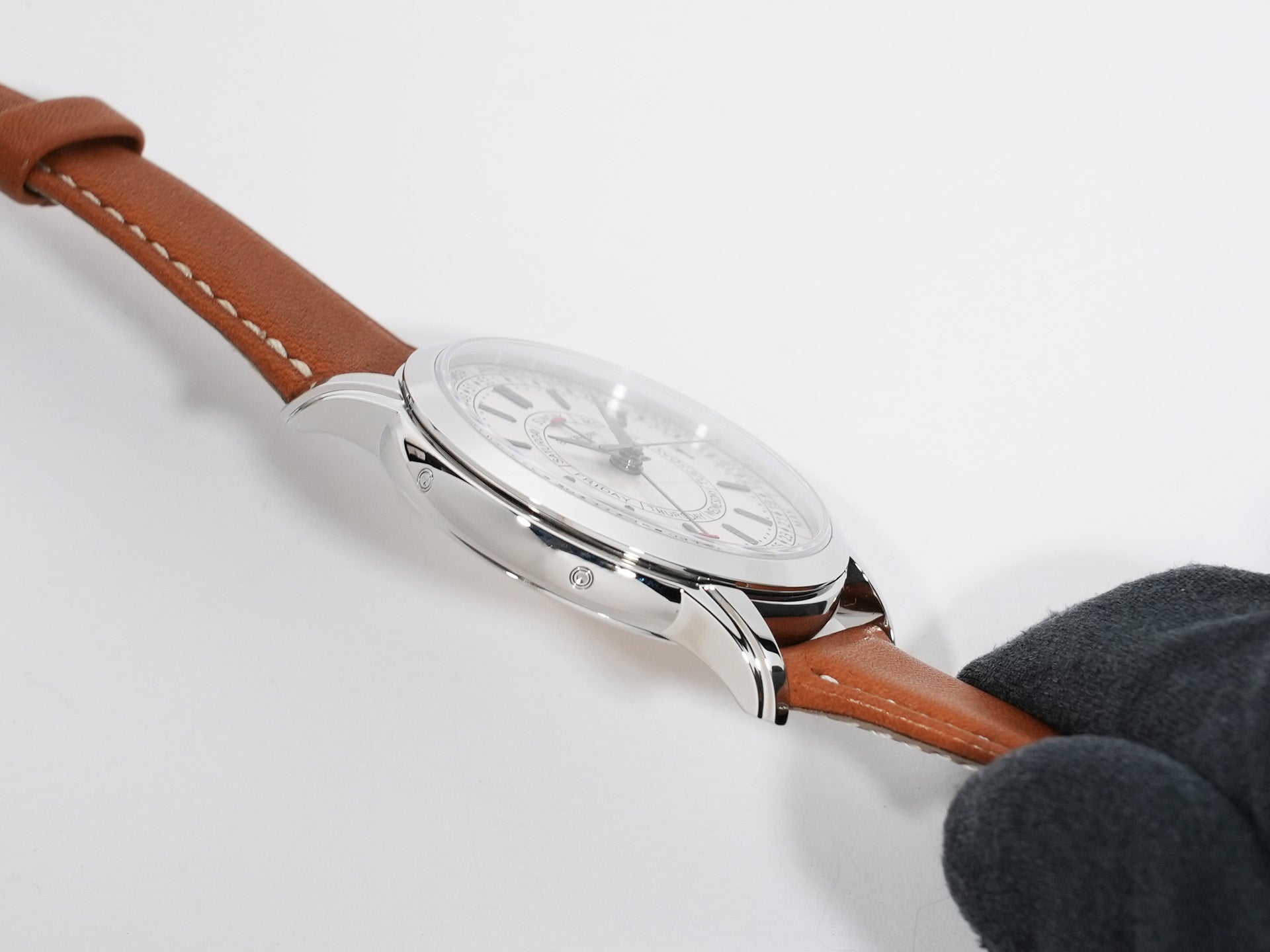 パテックフィリップ カラトラバ ウィークリーカレンダー Ref.5212A-001 ステンレススチール シルバー文字盤 未使用 kukj7yep