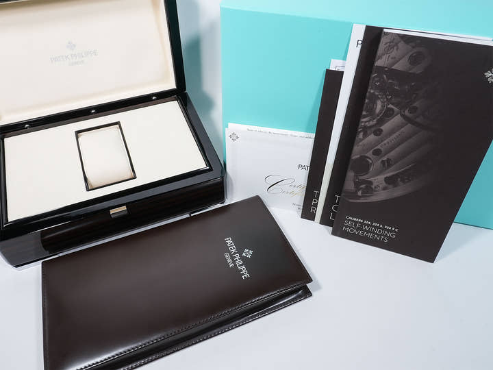 パテックフィリップ ノーチラス TIFFANY＆CO. Ref.5711/1A-011 ステンレススチール ホワイト文字盤 デッドストック gvgfug3n