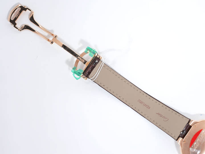 カルティエ バロンブルー ドゥ カルティエ Ref.WGBB0035 ローズゴールド シルバー文字盤 未使用 ym8hiwv2