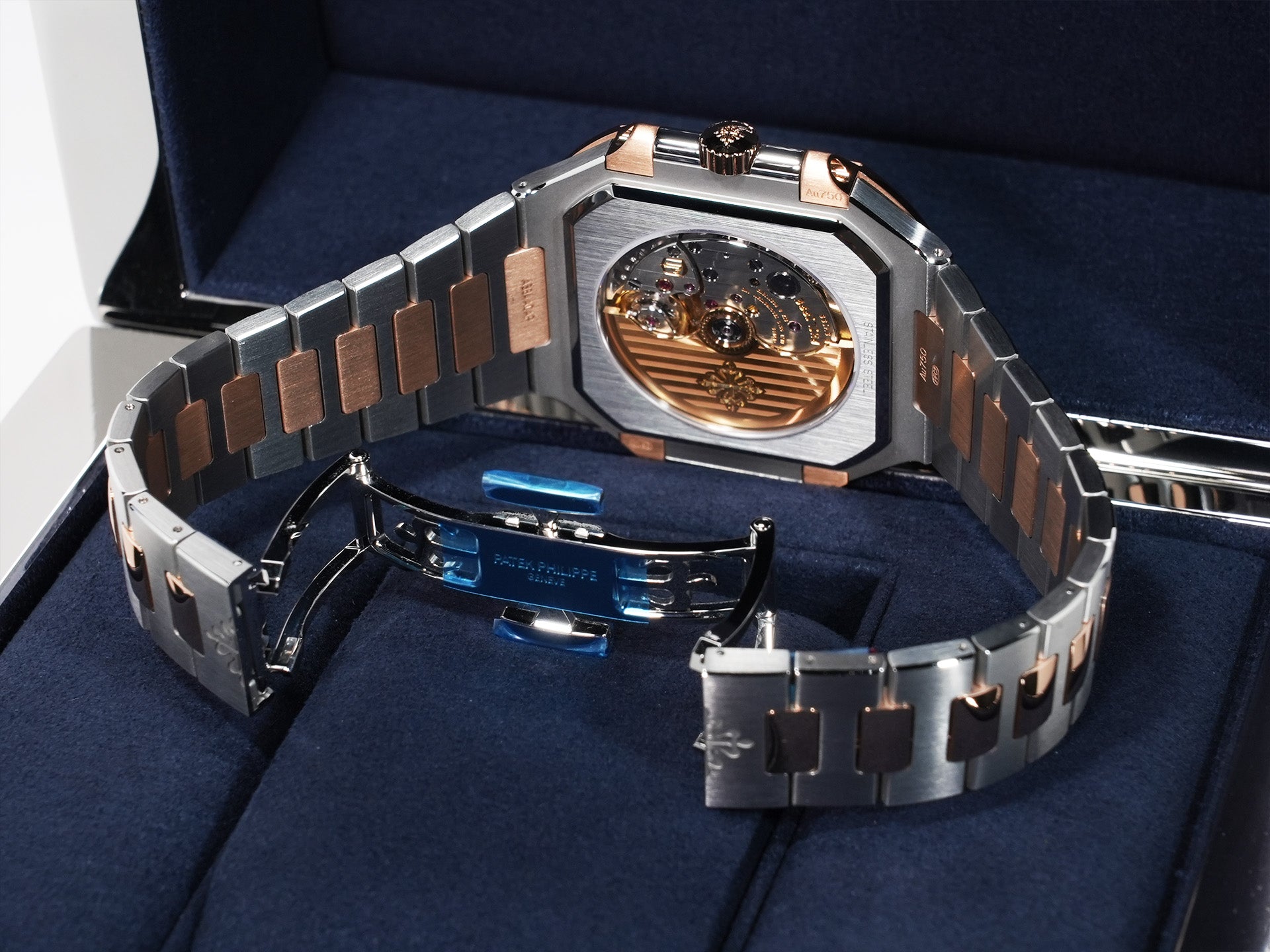 パテックフィリップ キュビタス Ref.5821/1AR-001 ステンレススチール/ローズゴールド ブルーソレイユ文字盤 未使用 9w55qexd