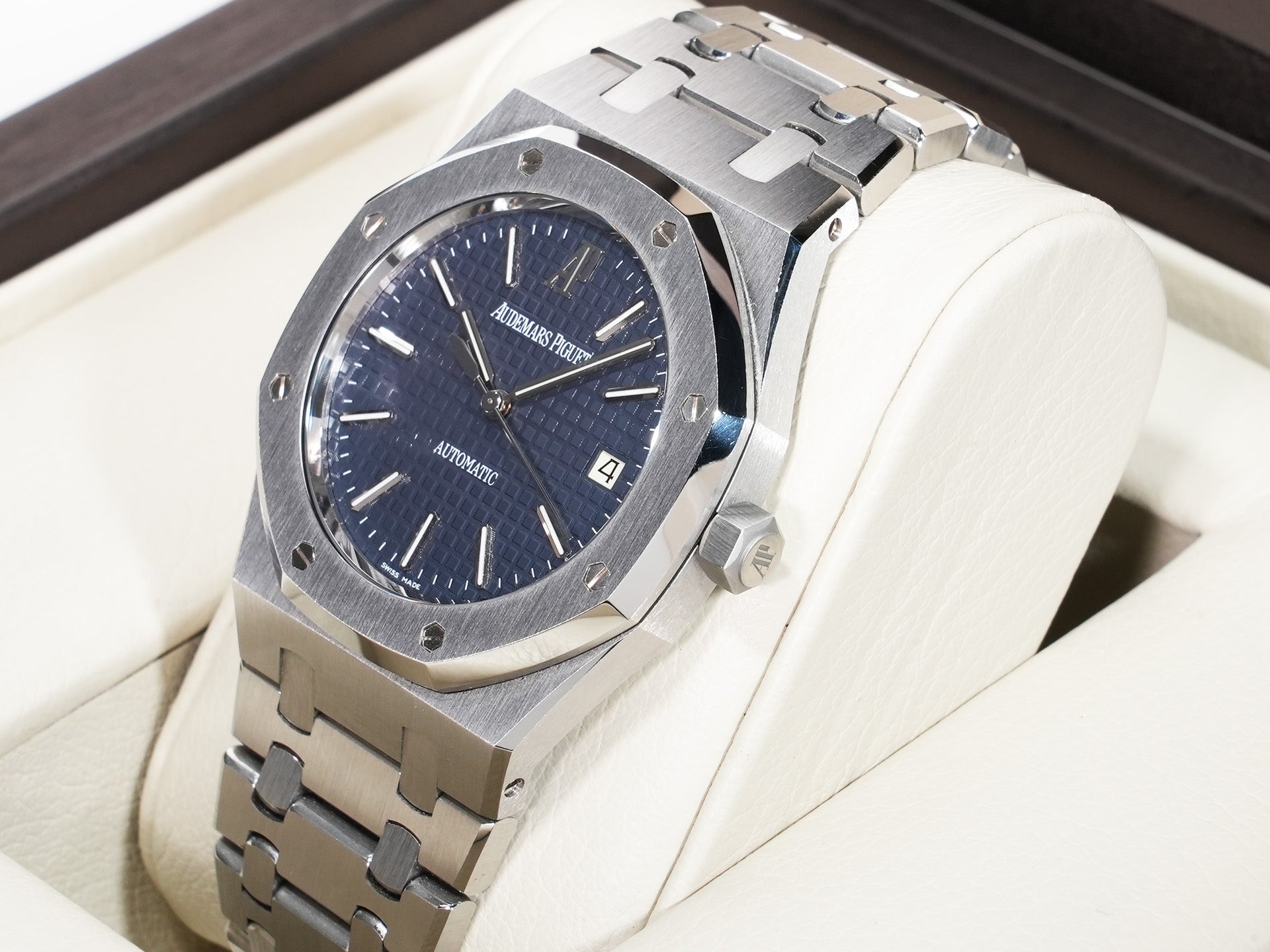 Audemars Piguet Royal Oak Ref.15300ST.OO.1220ST.02 Stainless Steel Blue Dial Excellent Used rzzpksay