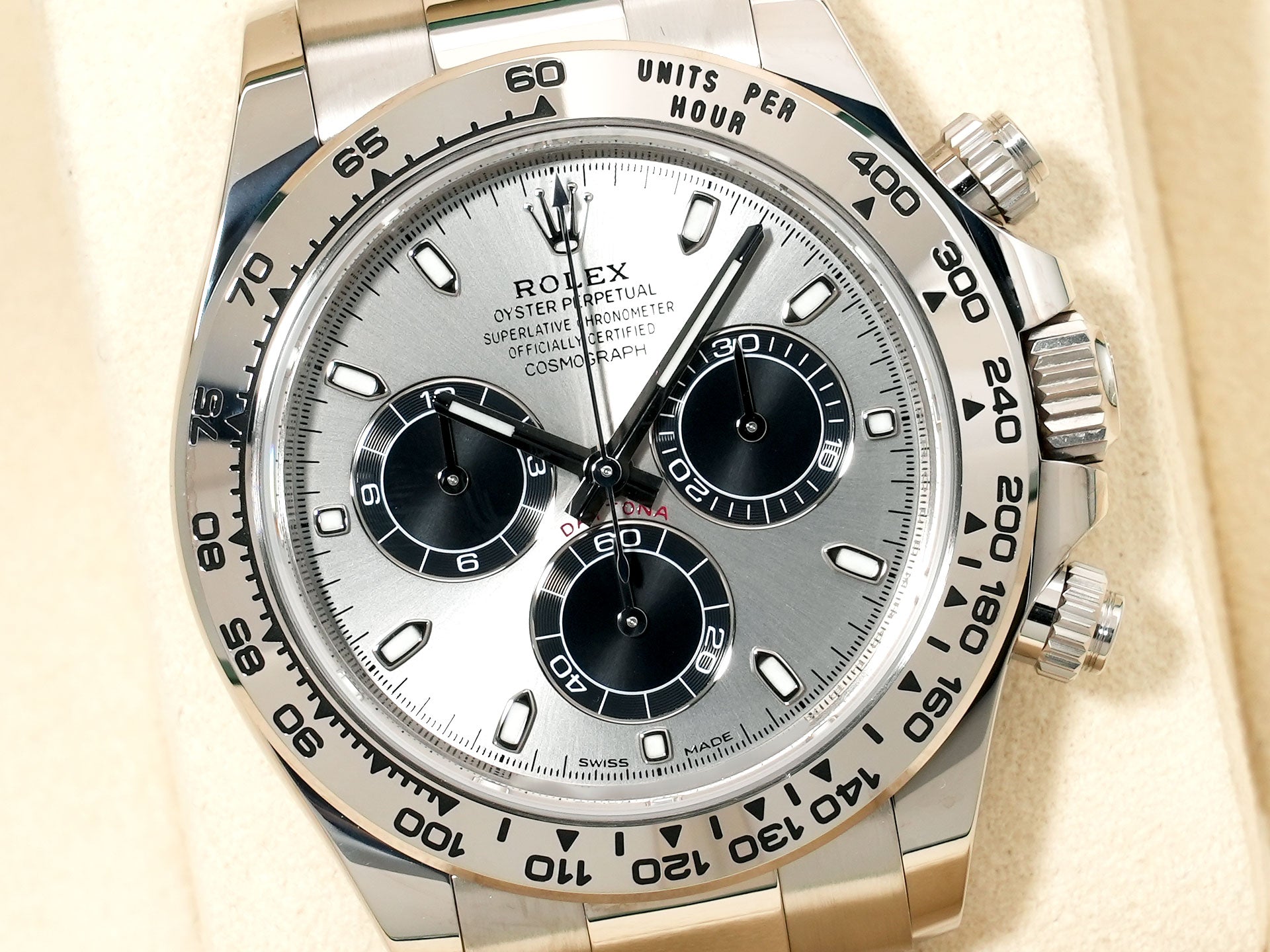 Rolex Daytona Ref. 116509 White Gold Steel x Black Dial Excellent Condition aqqe4fbm