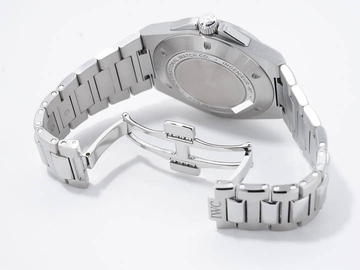 IWC Ingenieur Automatic 40 Ref. IW328903 Stainless Steel Green Dial Excellent Condition oq4zpmmn