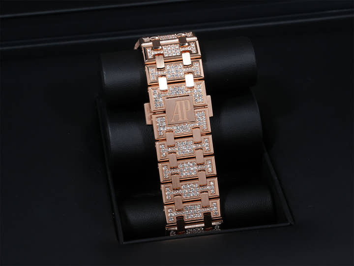 オーデマピゲ ロイヤルオーク クロノグラフ Ref.26242OR.ZZ.1322OR.02 ピンクゴールド ピンクゴールドダイヤル、ブリリアントカットダイヤモンドセット文字盤 美品 hihi59ew