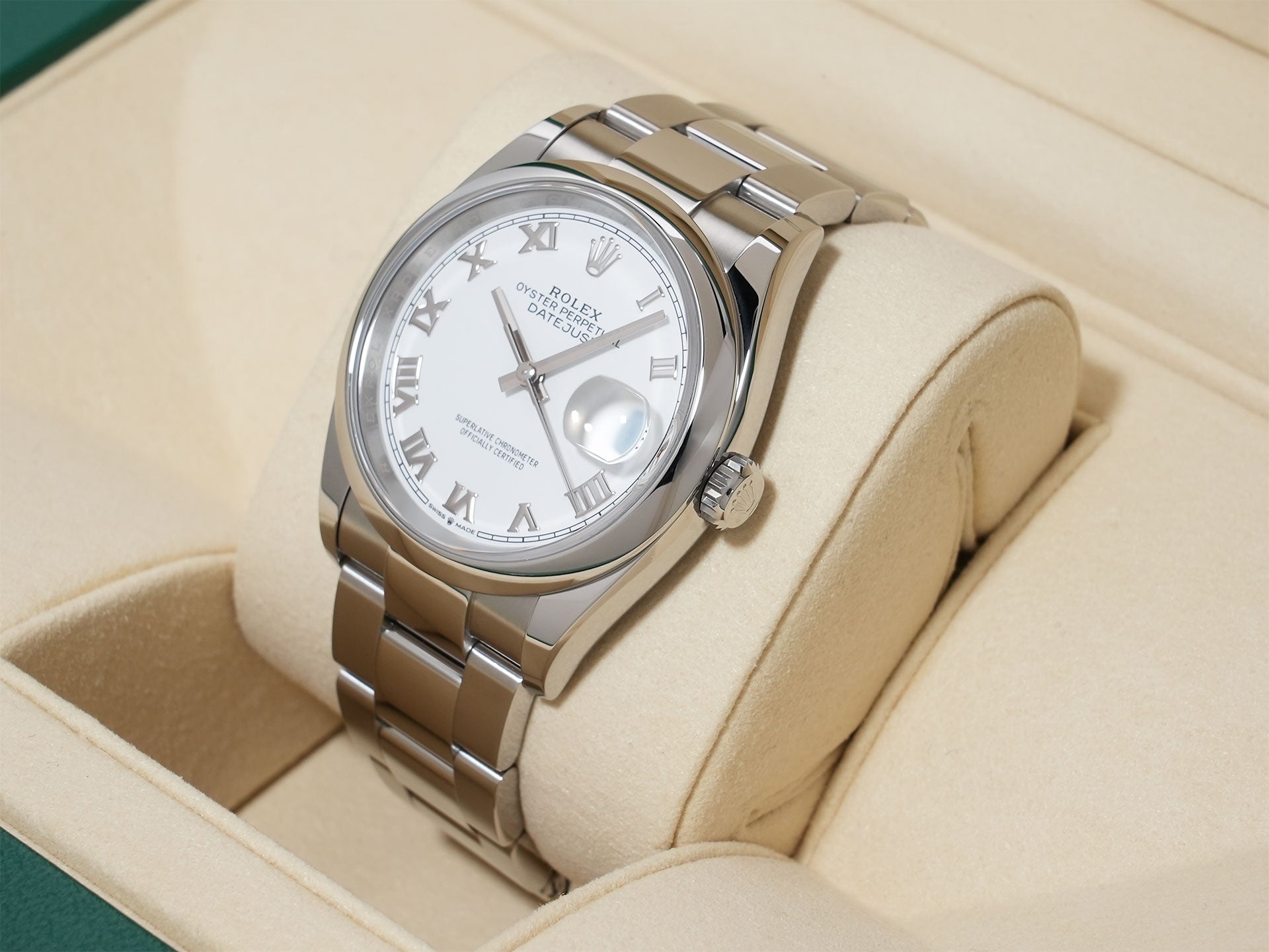 Rolex Datejust 36 Ref. 126200 Stainless Steel White Dial Oyster Bracelet Excellent Condition s75hngdc