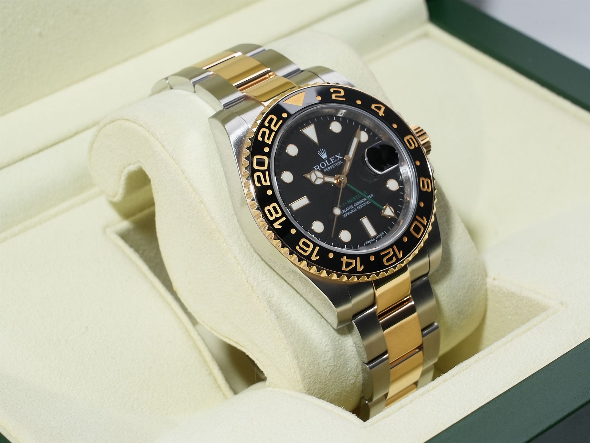 Rolex GMT-Master II Ref. 116713LN Stainless Steel/Yellow Gold Black Dial Oyster Bracelet Excellent Condition mh6nb9hk