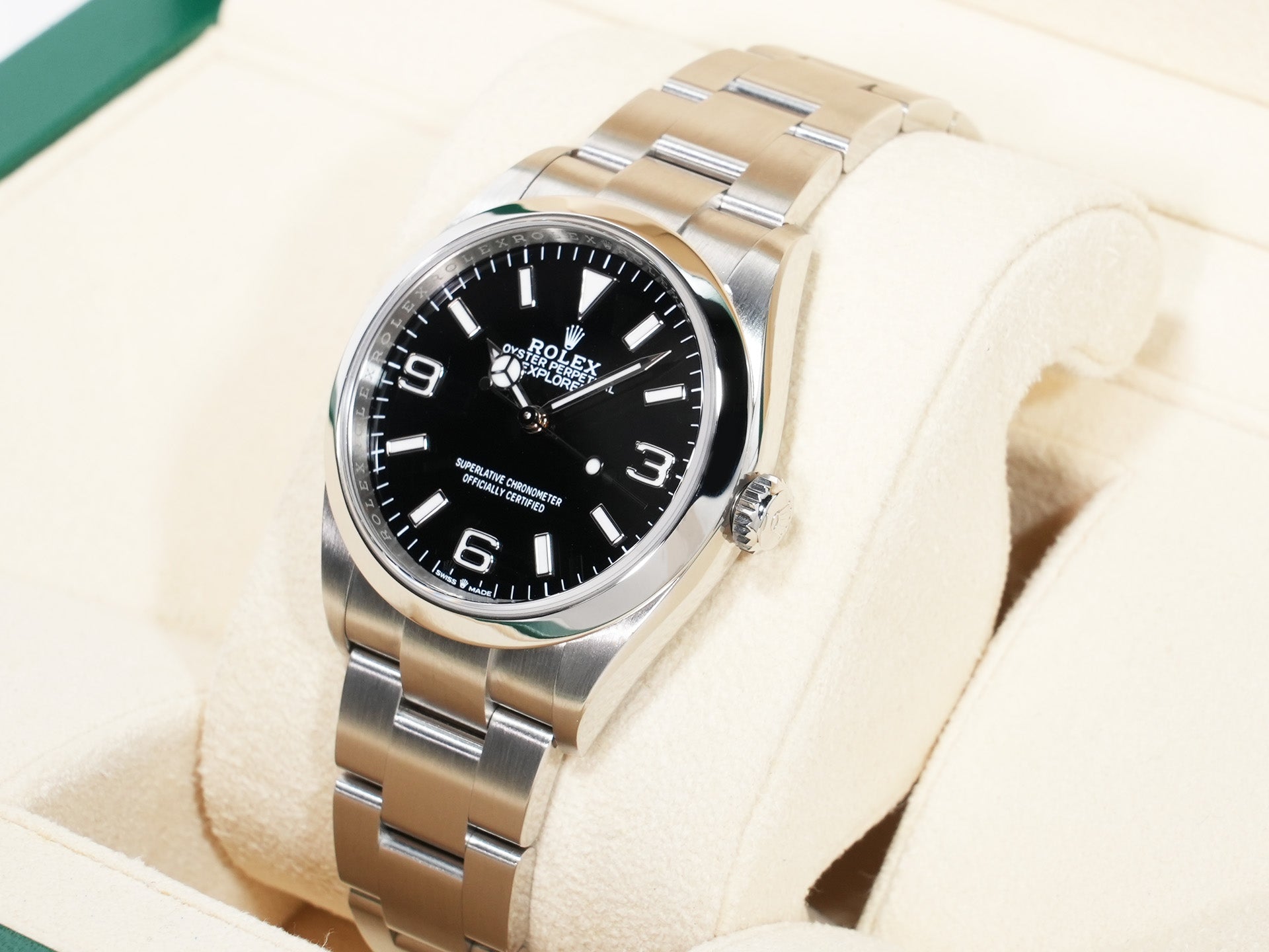ロレックス エクスプローラー36 Ref.124270 ステンレススチール ブラック文字盤 オイスターブレスレット 美中古 b49kyuvq