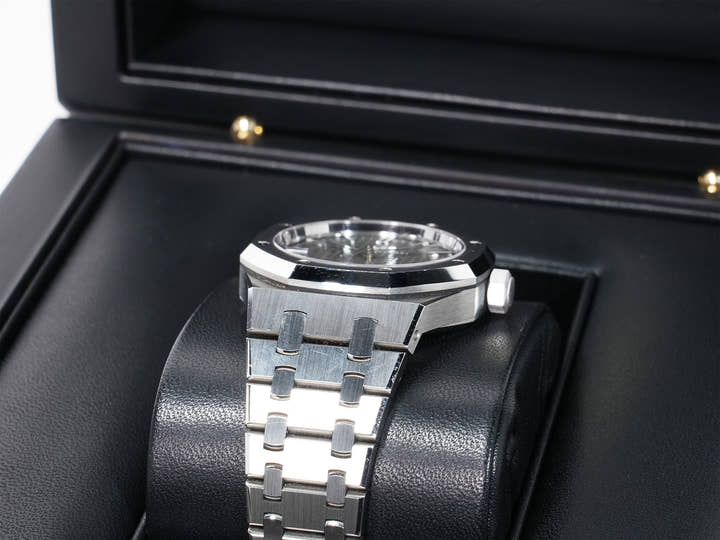 オーデマピゲ ロイヤルオーク Ref.15450ST.OO.1256ST.02 ステンレススチール グレー文字盤 中古 sme2g65e