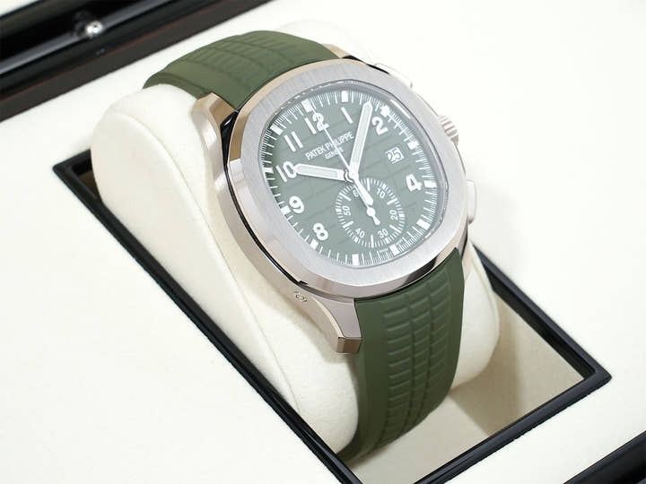 Patek Philippe Aquanaut Chronograph Ref. 5968G-010 White Gold Khaki Green Dial Unused cbsur2nj