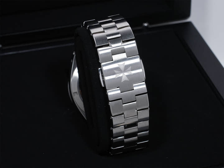 Vacheron Constantin Overseas Dual Time Ref.7900V/110A-B546 Stainless Steel Black Dial Pre-owned njppivkt