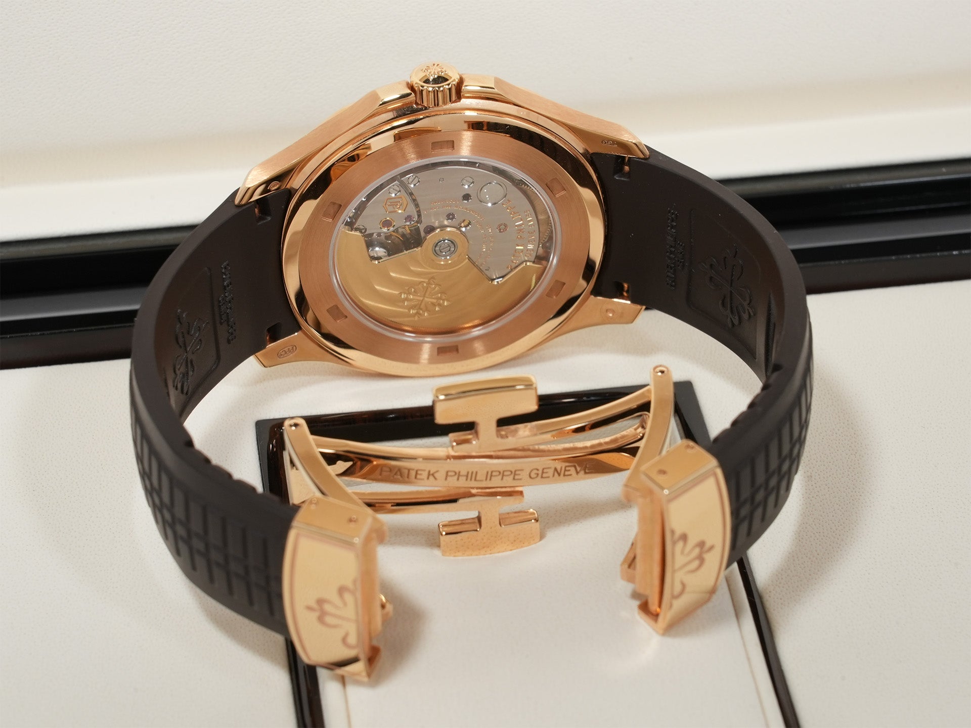 Patek Philippe Aquanaut Ref. 5167R-001 Rose Gold Brown Dial Used zc39rafz