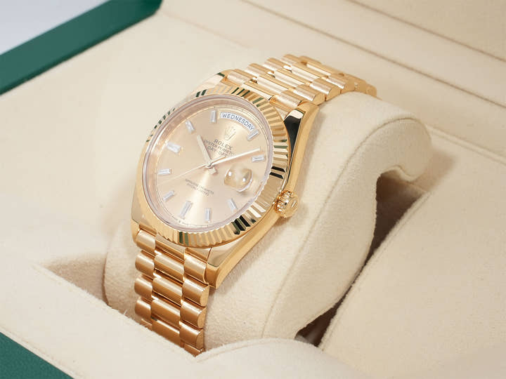 Rolex Day-Date 40 Ref.228238A Yellow Gold Champagne Gold x 10P Baguette Diamond Dial Excellent Used Condition 4ck5roaf